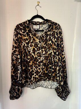 Alexis Leopard Print Button-Up Blouse – Size L